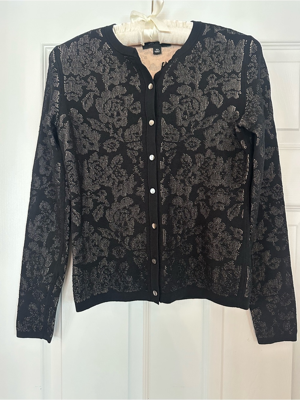 Ann Taylor Rayon Knit Stretch Black Cardigan Beige Tone Detail